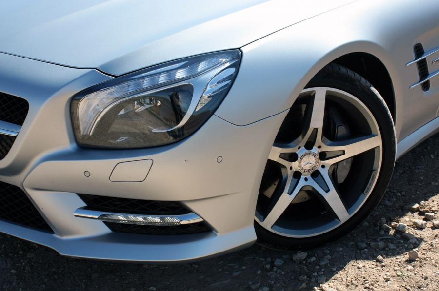  Mercedes-Benz SL550 2013 года  (фото 45 из 51)